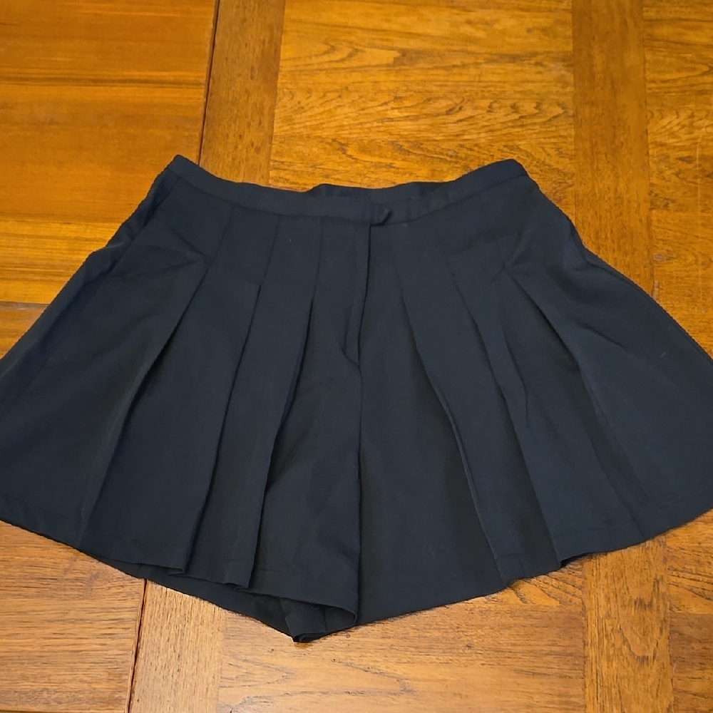 Hell Bunny Black Pleated Women's Shorts